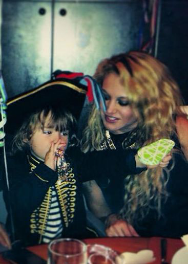 Paulina Rubio, Andrea Nicolas Paulina Rubio, Andrea Nicolas